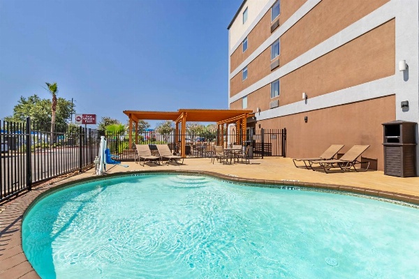 Best Western Plus Downtown North Main image